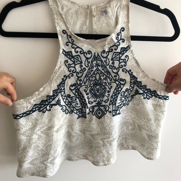 Ecoté x Urban Outfitters High Neck Flowy tank S - Picture 3 of 11